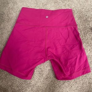 Lululemon Wunder Train 6 inch biker shorts size 8